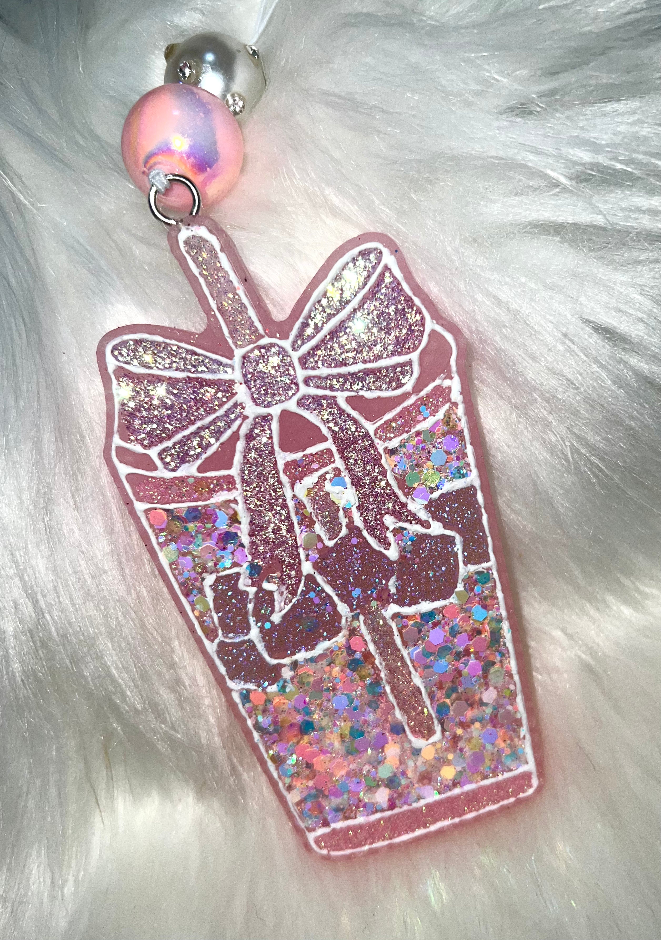 Tumbler with Ice and Bow